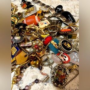 Vintage jewelry lot